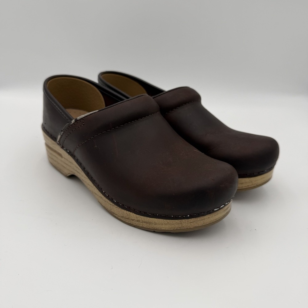 Dansko professional antique brown oiled leather clogs comfort shoes US 6 EU 36